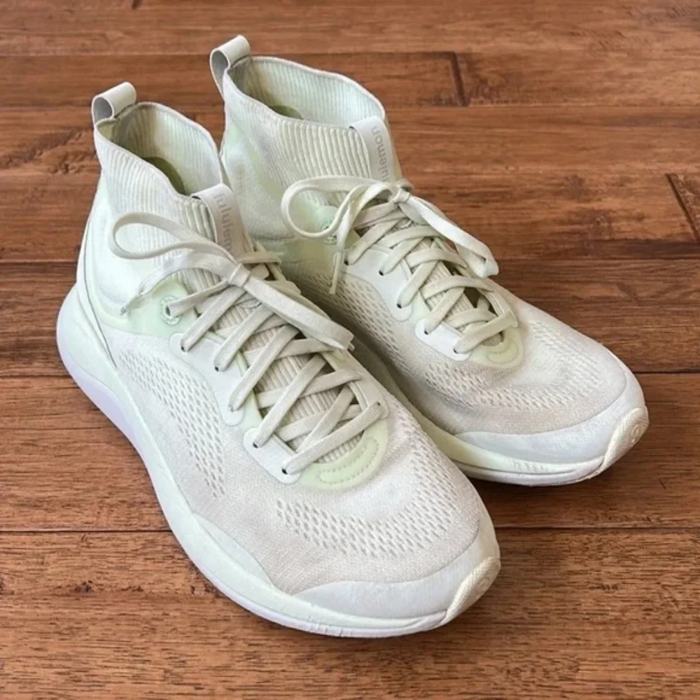 Lululemon Chargefeel Mid Workout Shoes Sneakers Elixir Alpine White Size 8.5